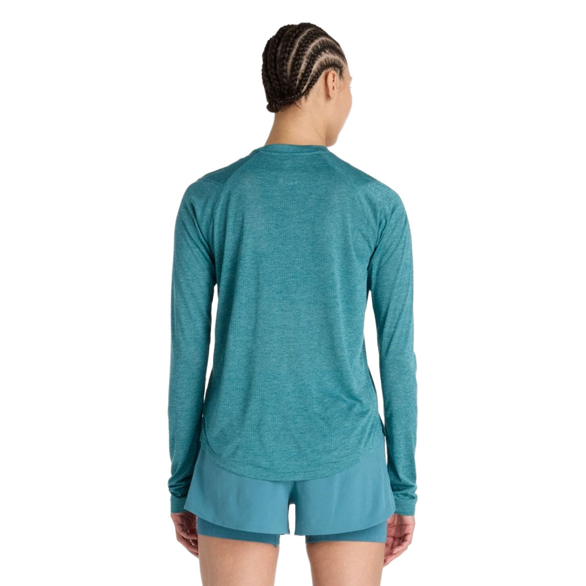 New Balance langærmet atletisk T-shirt i blågrøn farve, bagfra