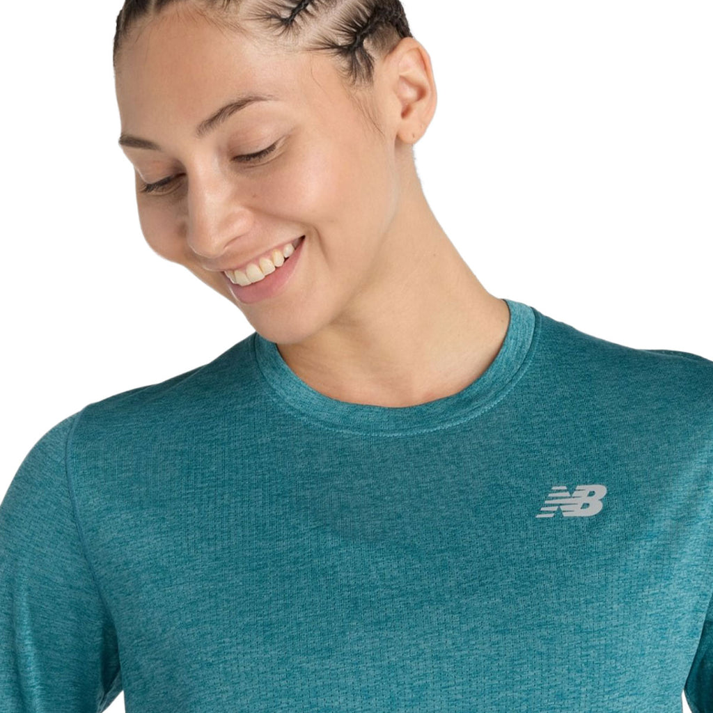 New Balance Athletics langærmet T-shirt i turkis med logo
