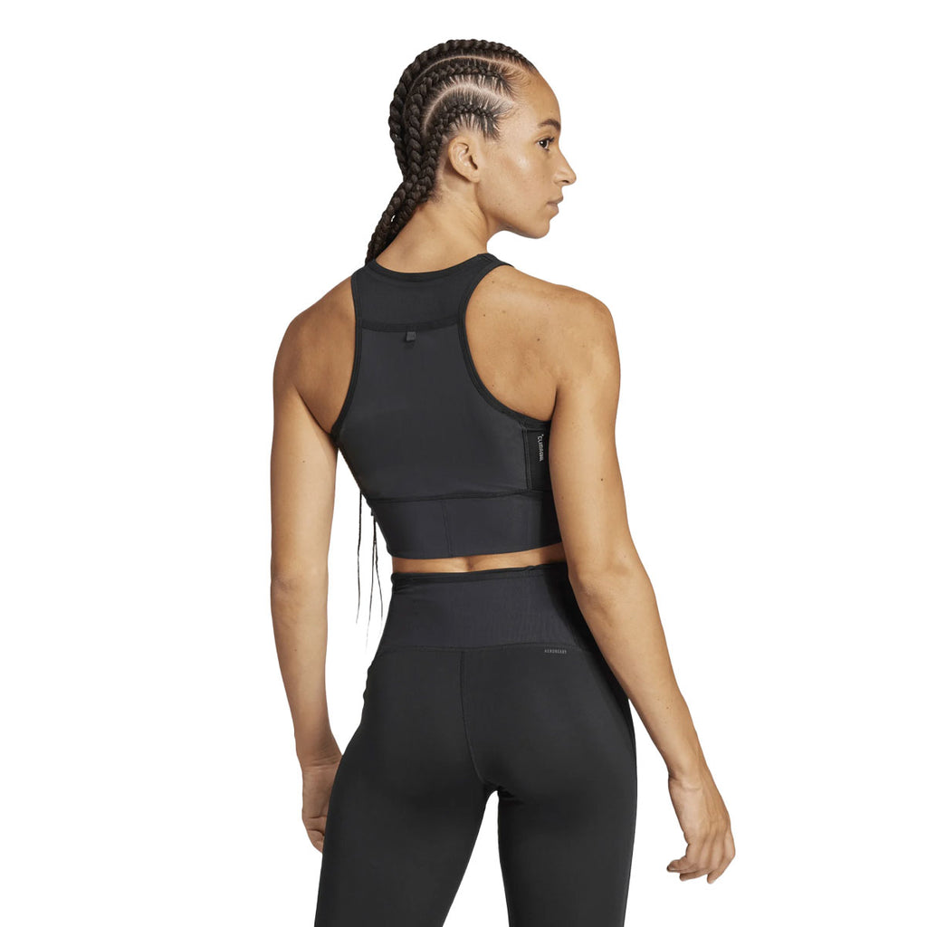 Adidas ADIZERO crop top dame i sort med racerback-design