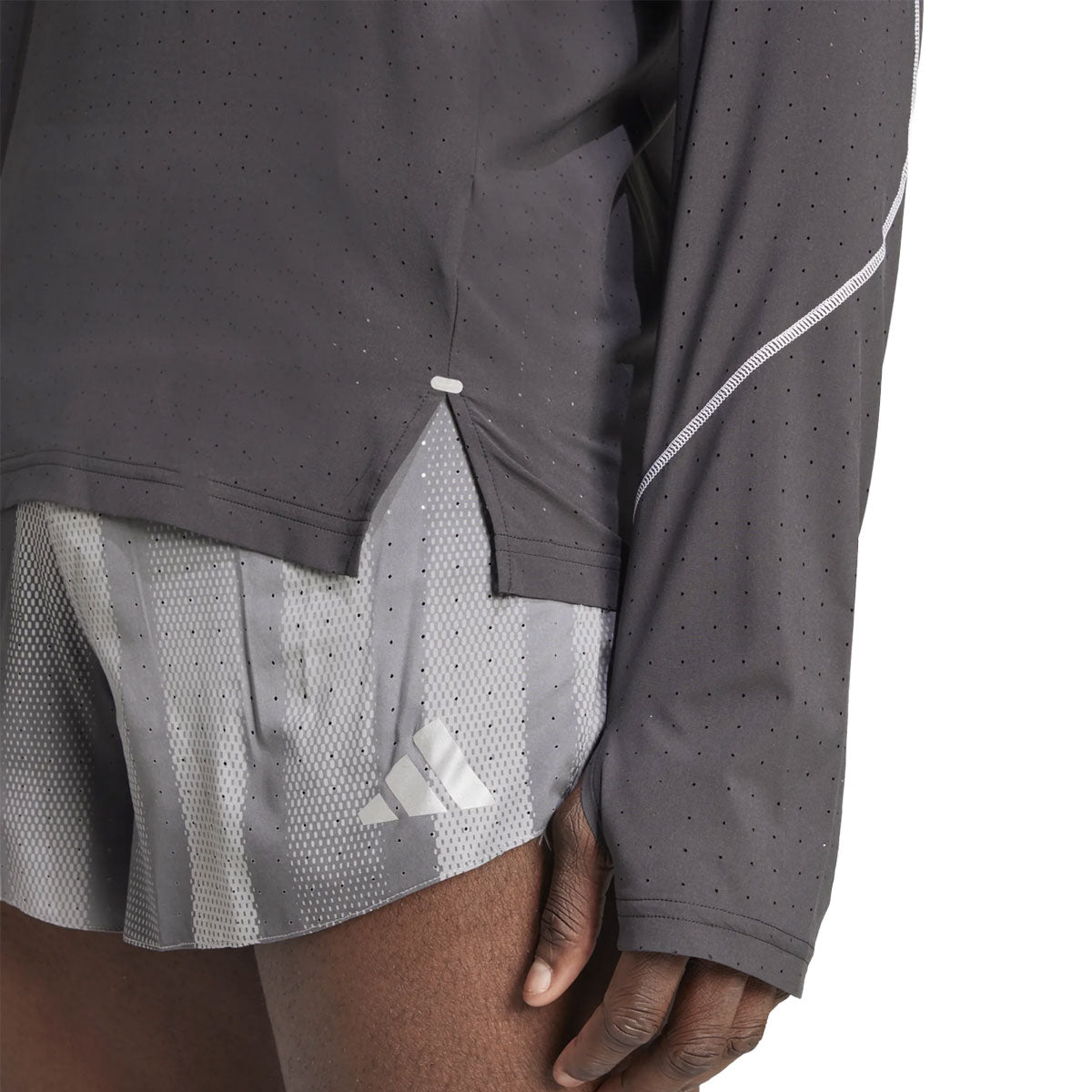 Adidas Adizero P longsleeve trøje i mørkegrå med perforeringer