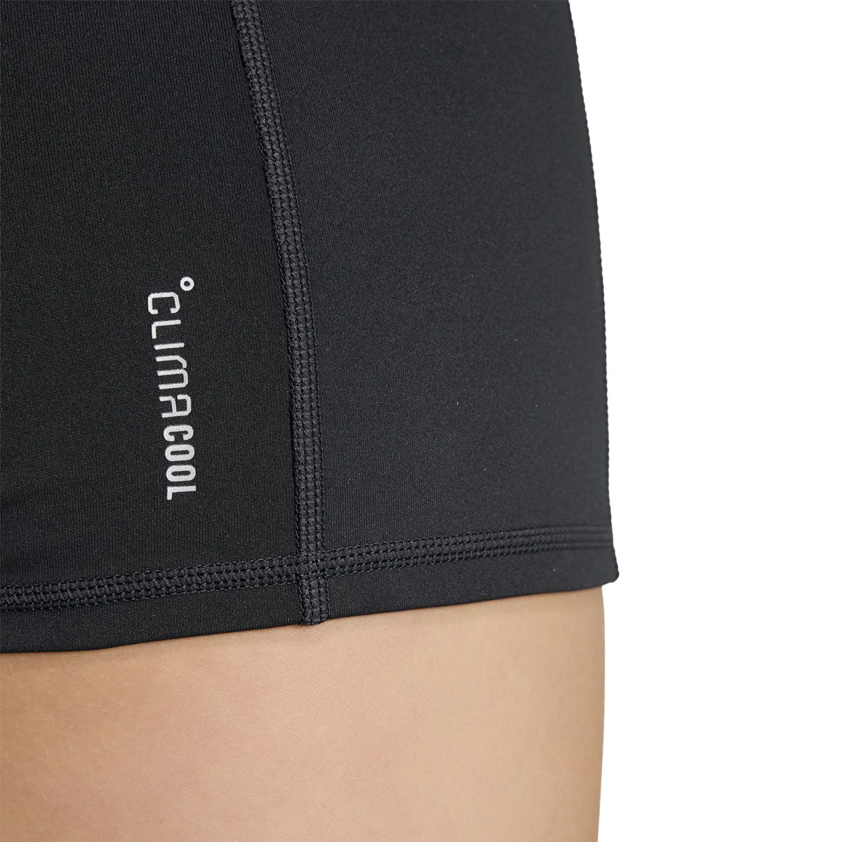 Adidas Adizero korte tights med ClimaCool teknologi