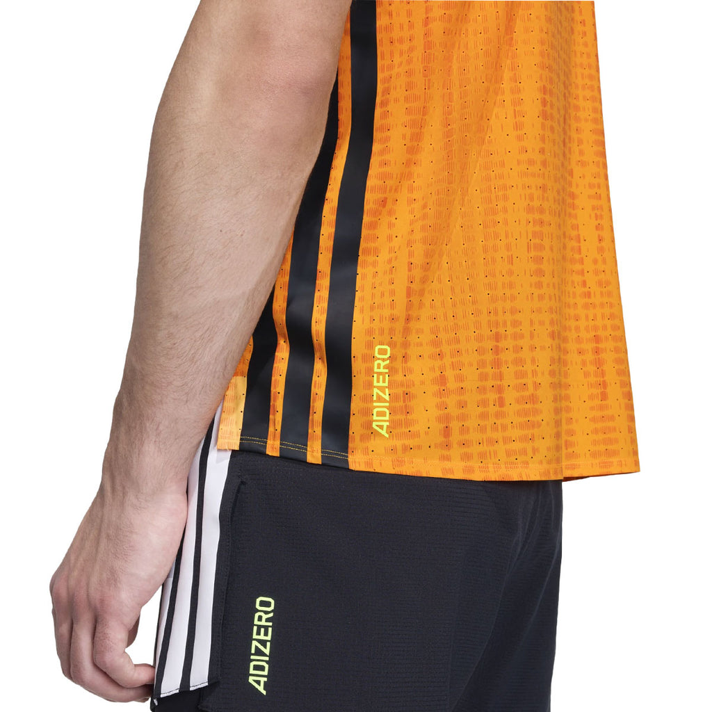 Adidas Adizero singlet til herrer i orange med sorte striber