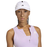 Hvid Adidas RunxAdiz kasket med logo foran
