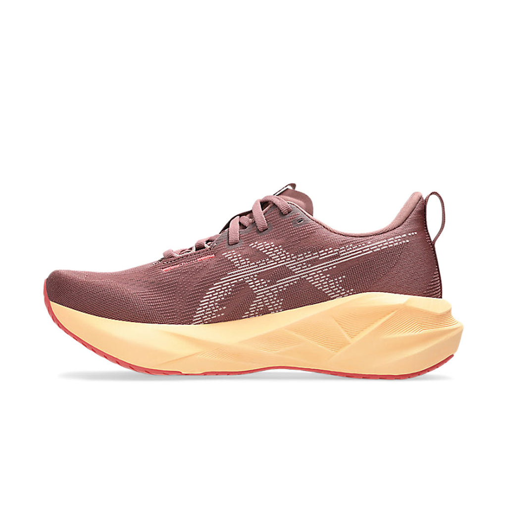 ASICS Novablast 5 Dame