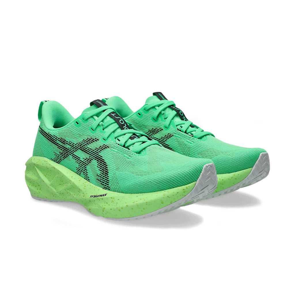 Asics Novablast 5 Dame løbesko i grøn farve med mesh-overdel