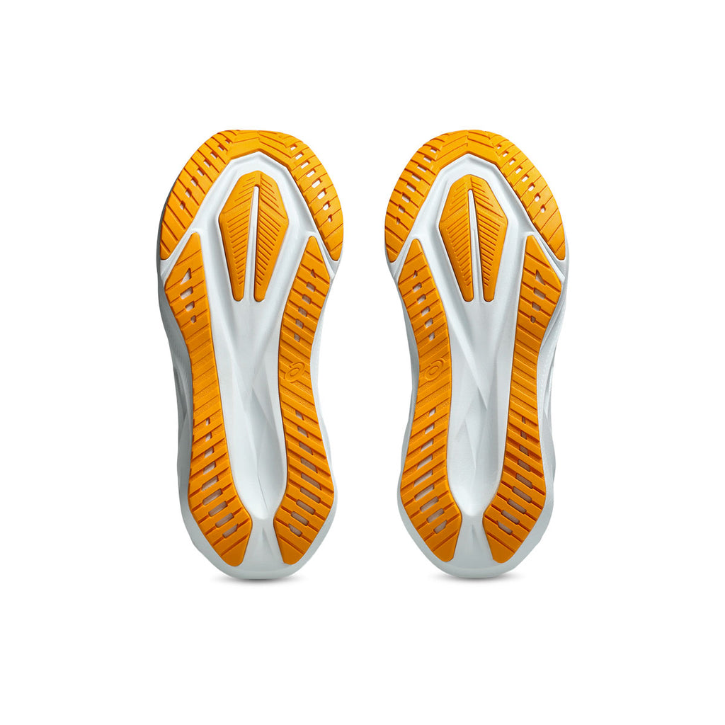Asics Novablast 5 Herre løbesko såler med gummimønster