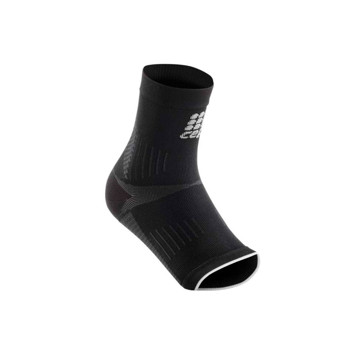 CEP Ortho Plantar Sleeves i sort med støtte til fødderne