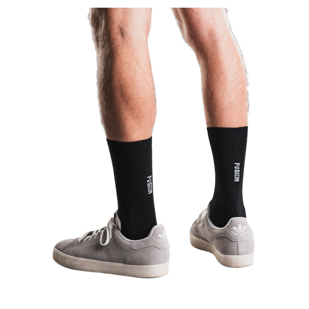 Sorte unisex strømper med FUSION logo ved skaftet