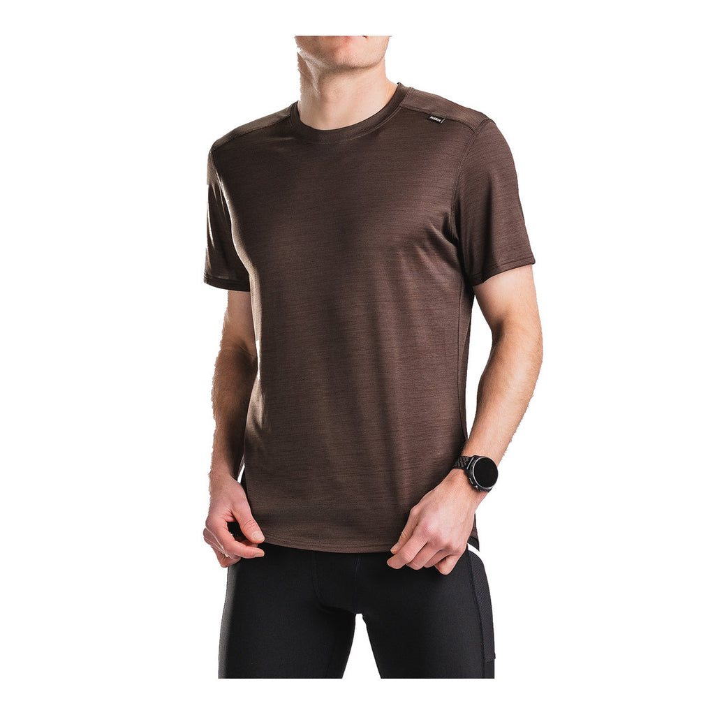 Mørkebrun kortærmet herre-T-shirt med rund halsudskæring