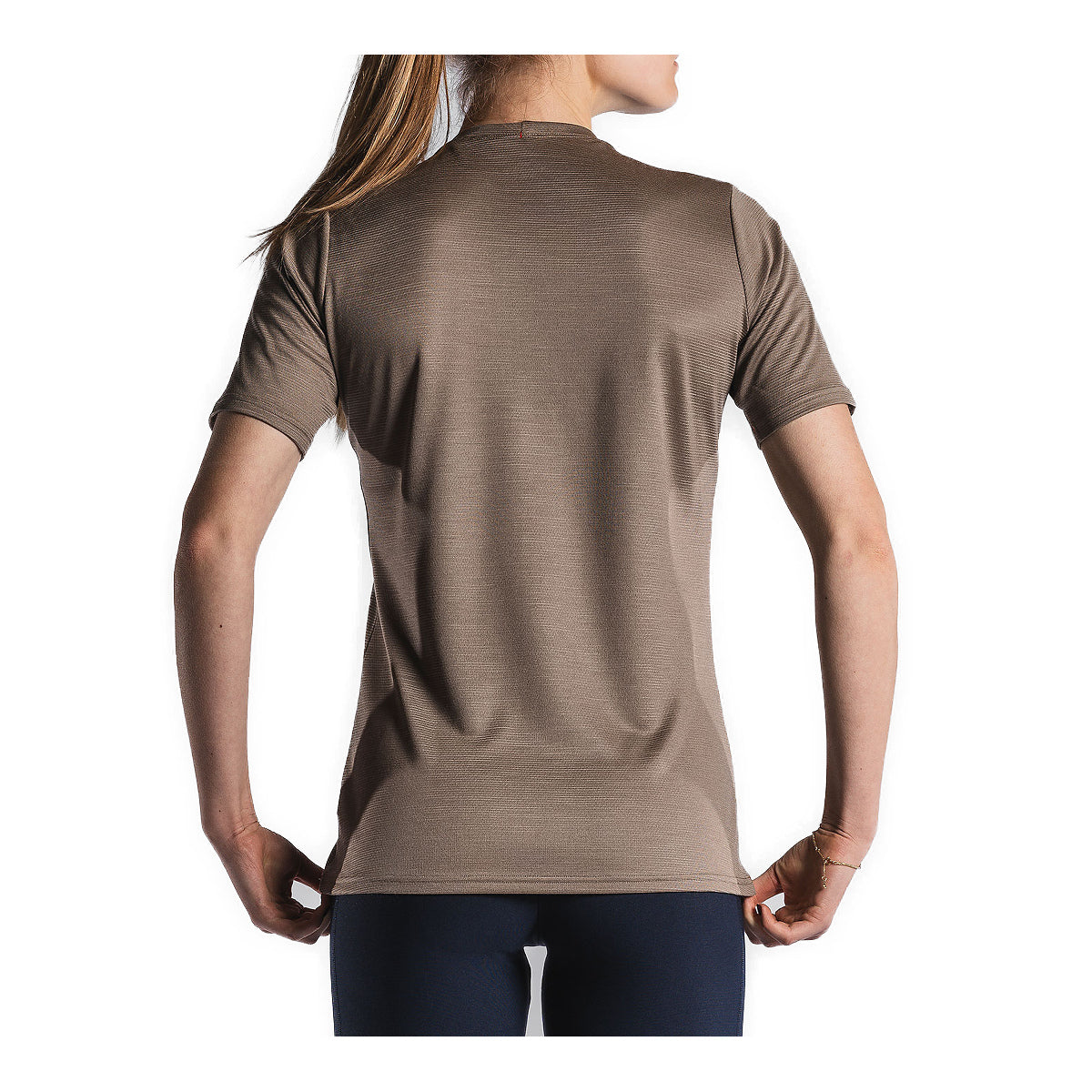 Brun teknisk merino T-shirt til kvinder med korte ærmer bagfra
