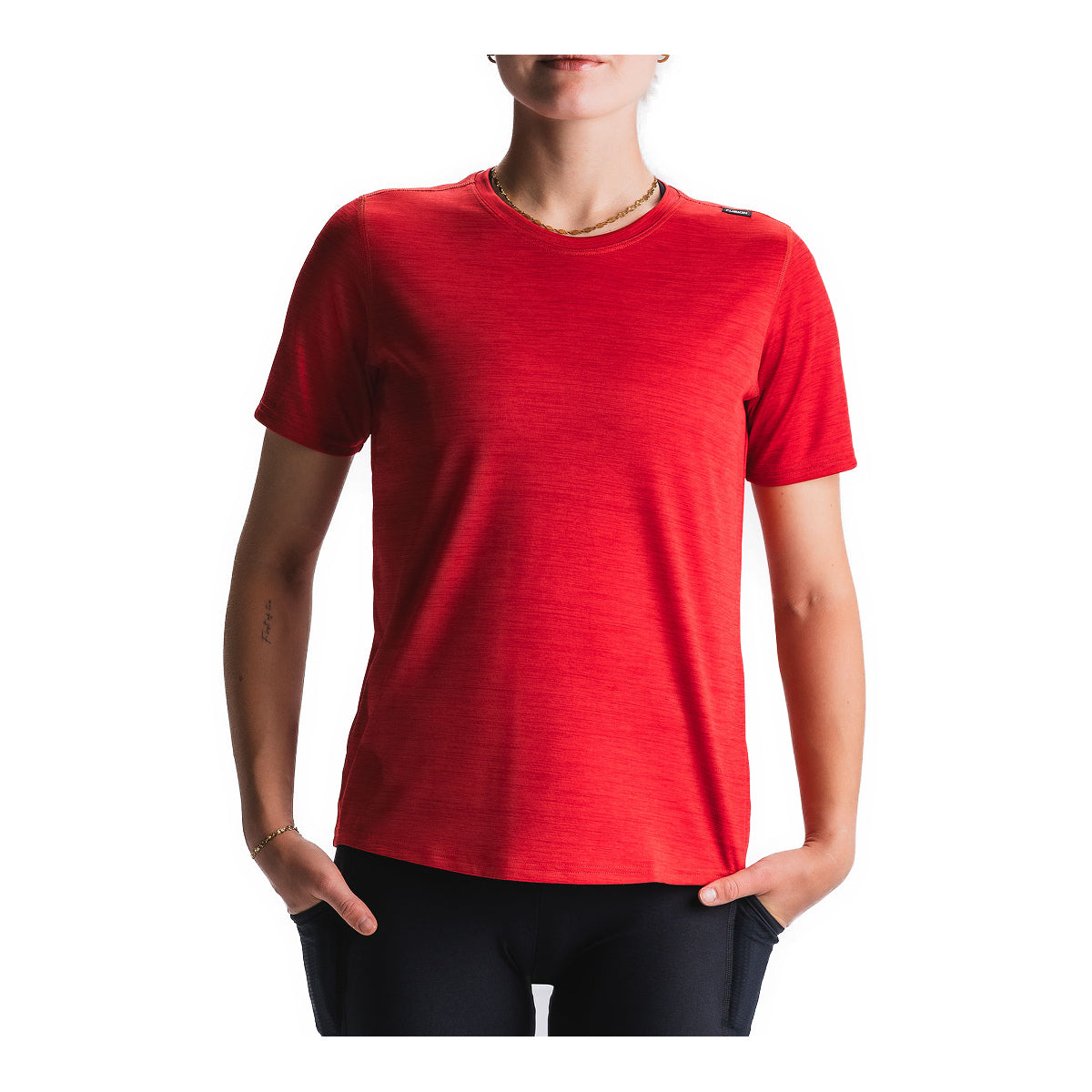 Rød dametrøje T-shirt med rund halsudskæring og korte ærmer