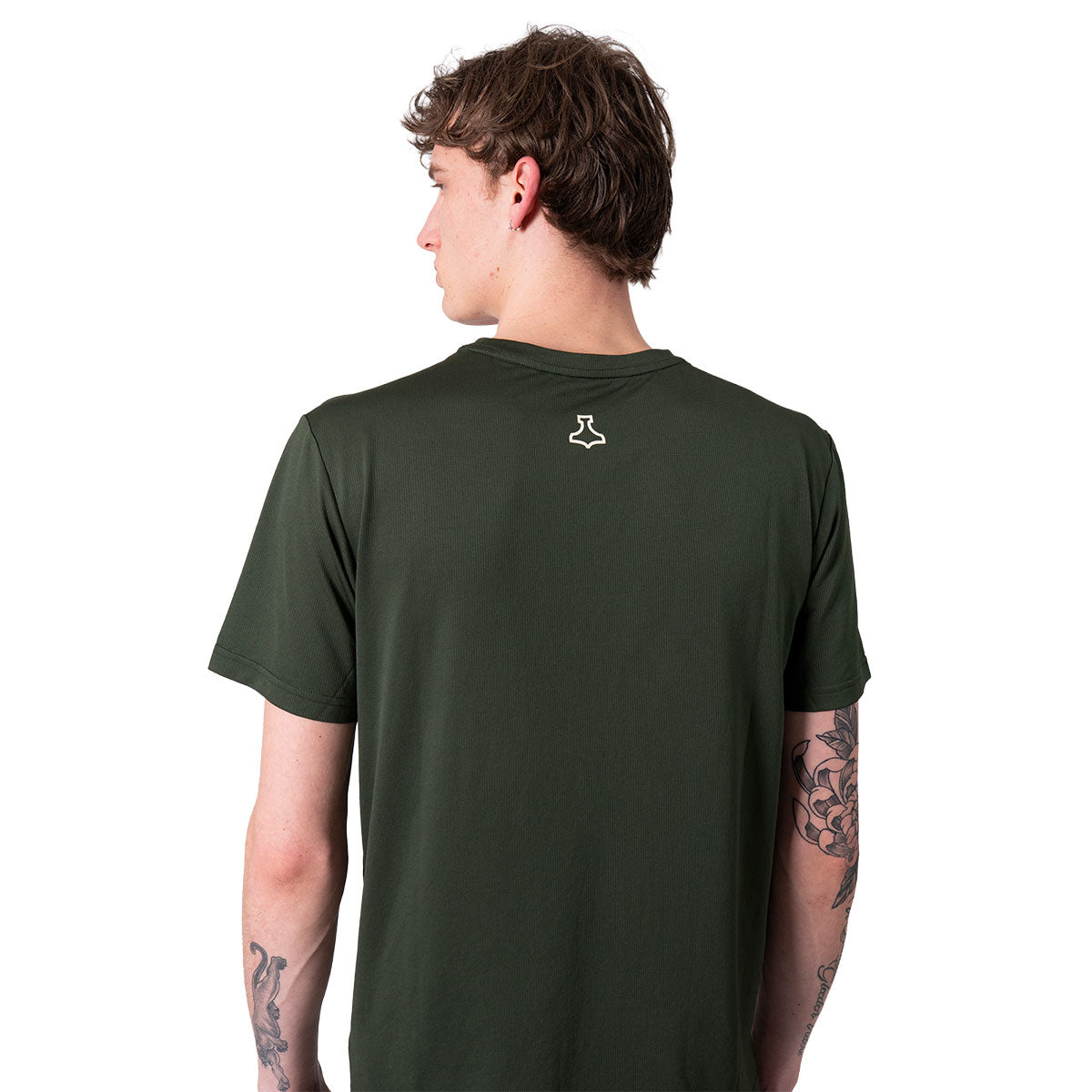 Herre T-shirt i olivengrøn med logo på ryggen
