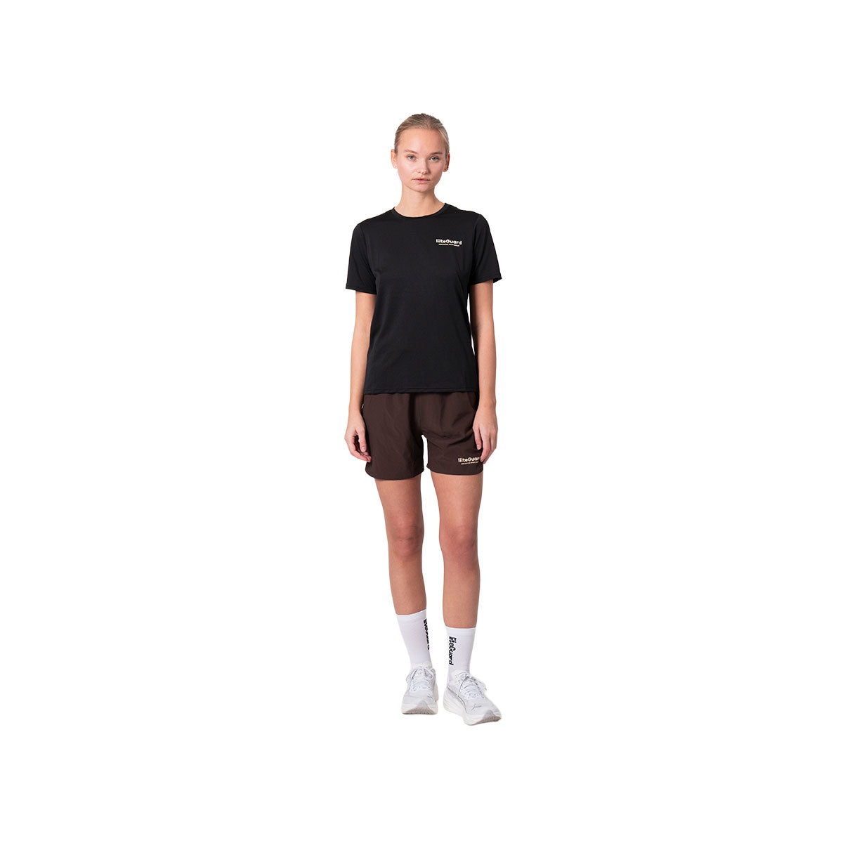 Høj talje shorts til damer i brun farve