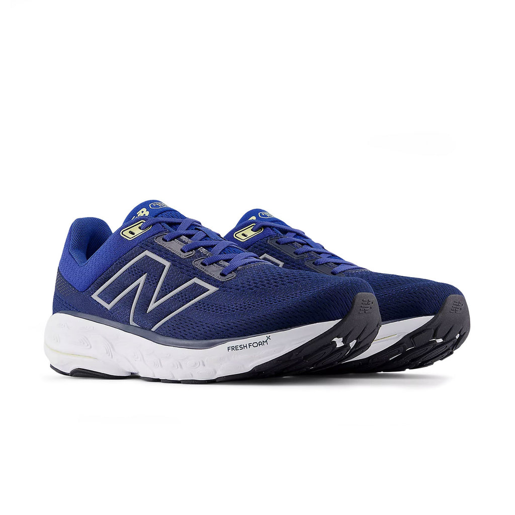 New Balance 860 V14 Herre (bred model)