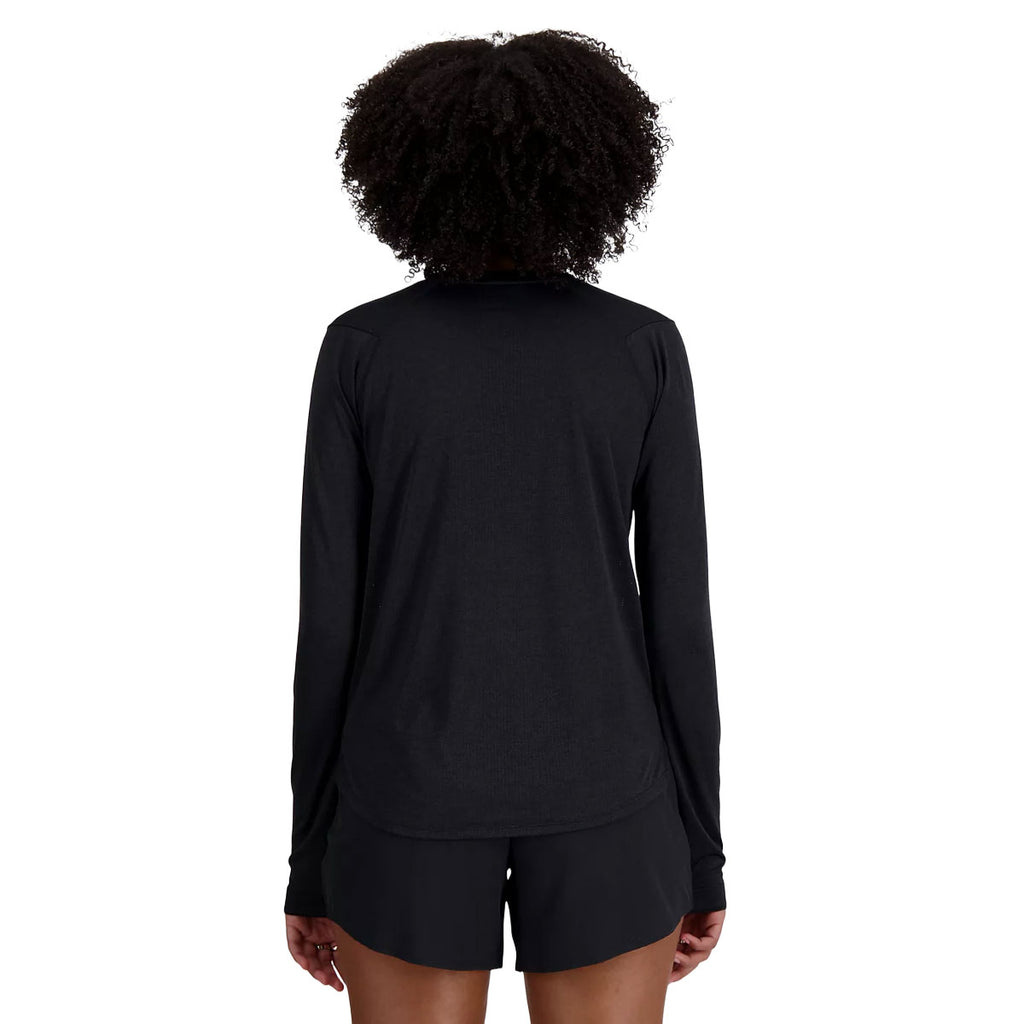 Langærmet T-shirt fra New Balance Athletics i sort