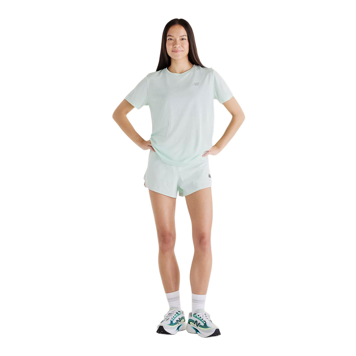 Lysegrøn New Balance Athletics T-shirt til damer