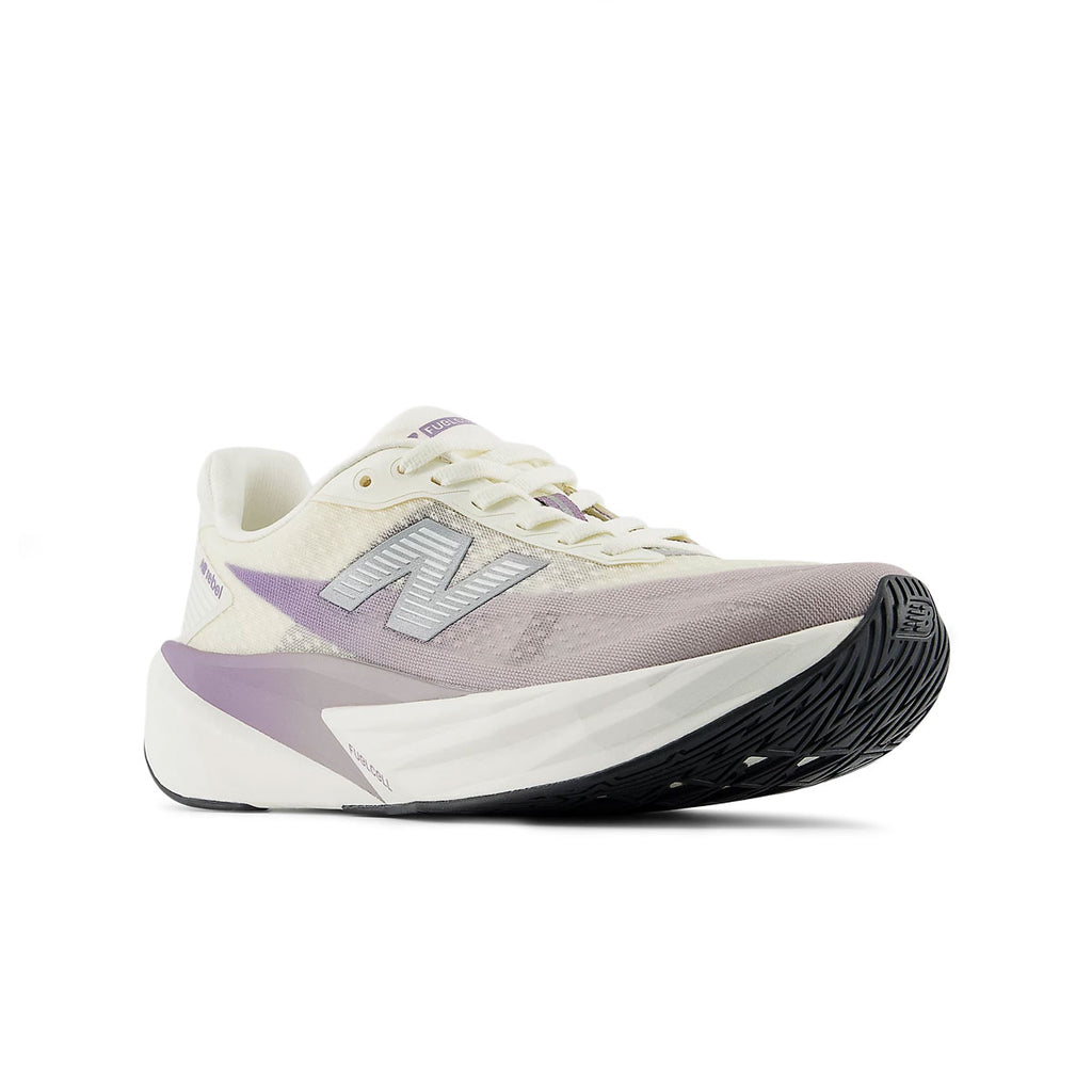 New Balance FuelCell Rebel v5 Dame
