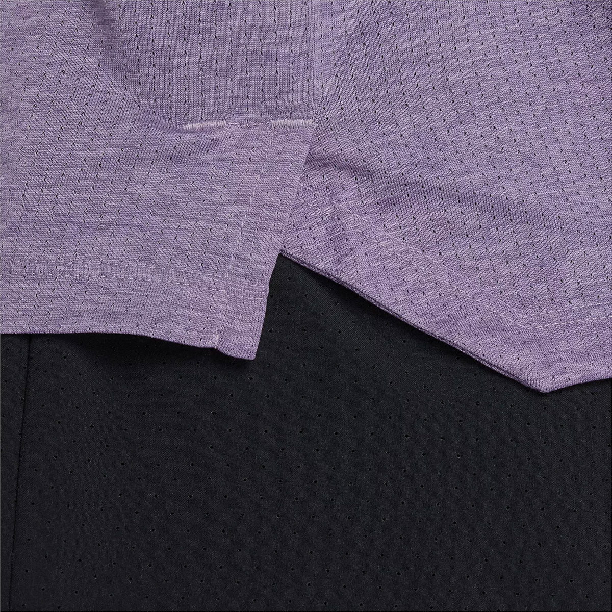 Lilla langærmet T-shirt fra New Balance til mænd