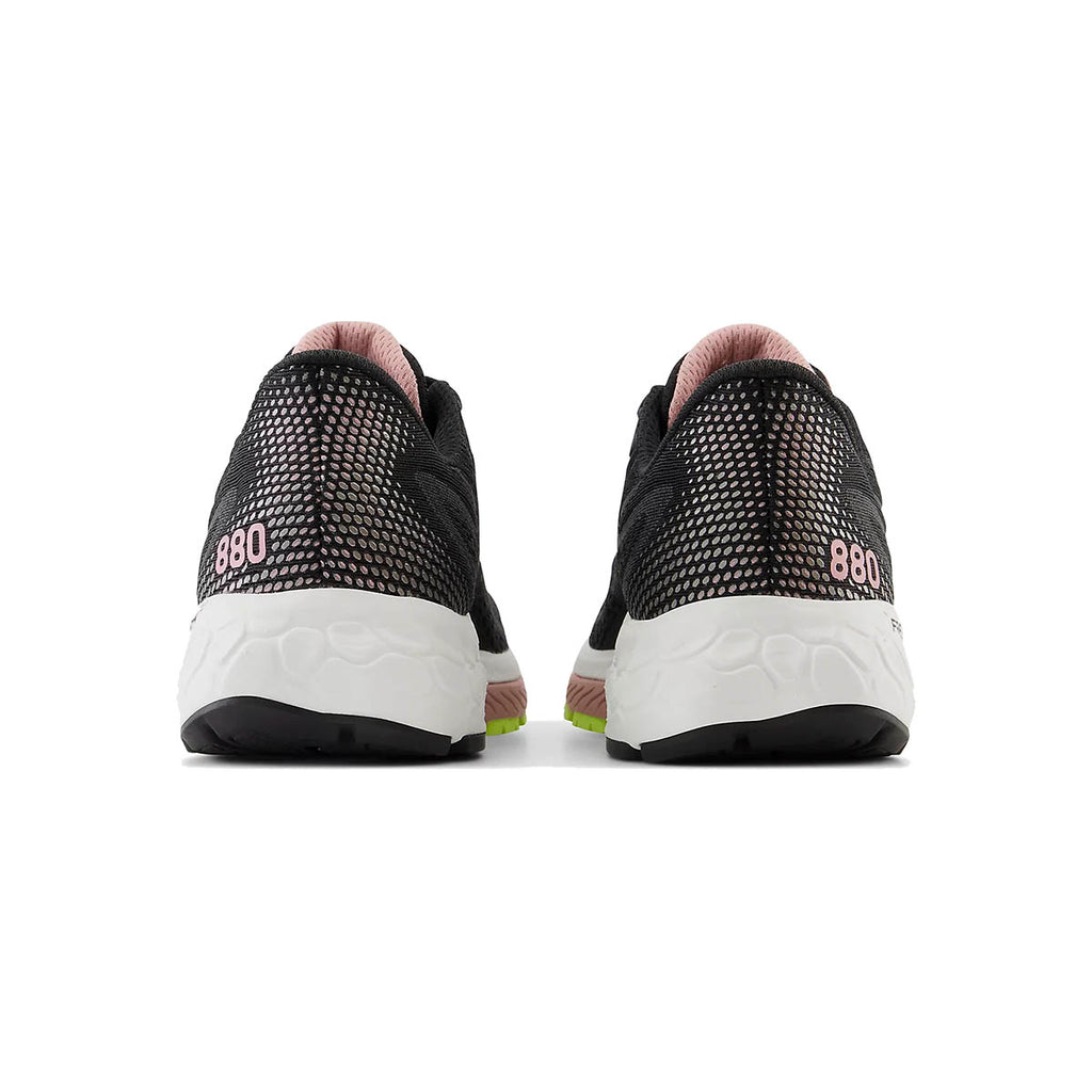 New Balance Fresh Foam X 880v13 dame løbesko set bagfra