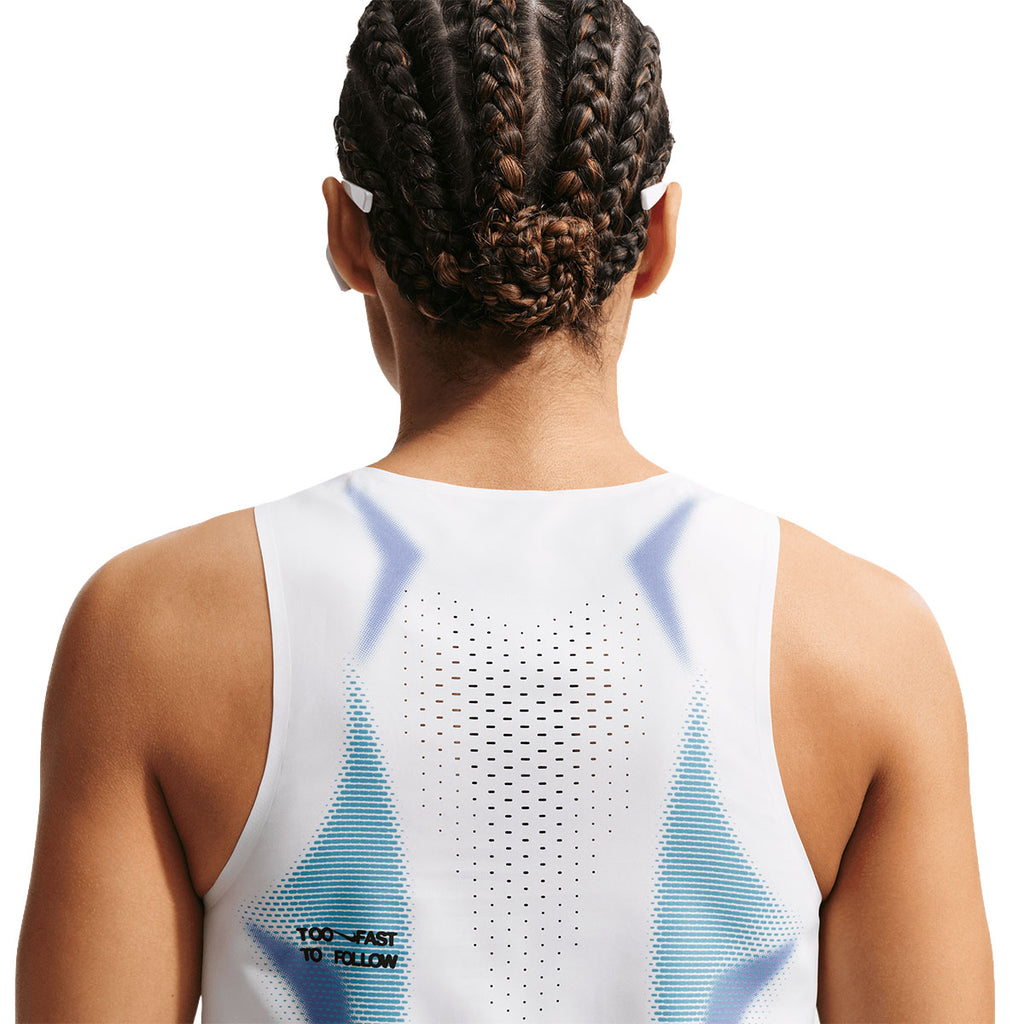 Hvid Nike Dri-FIT ADV Aeroswift cropped tank top til damer