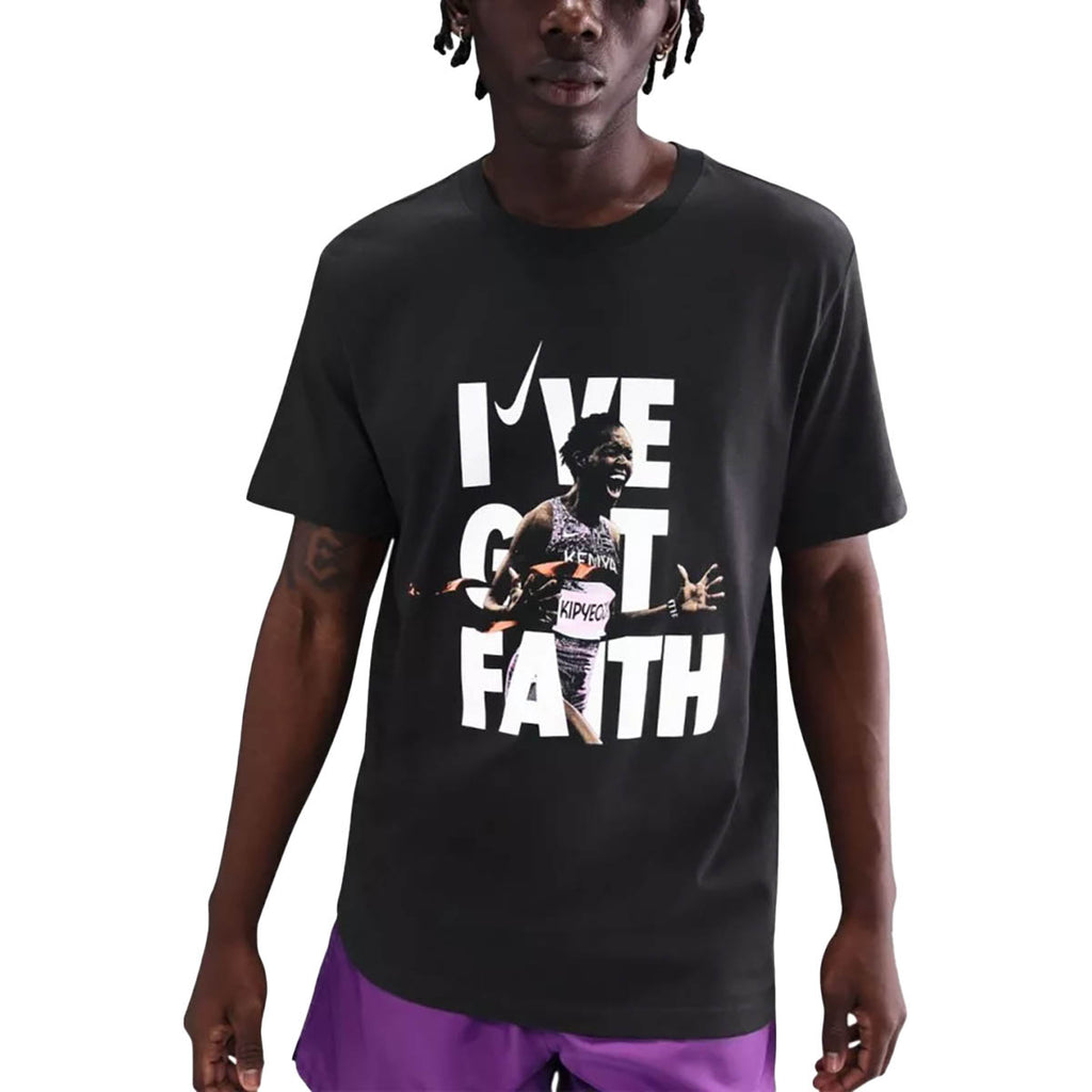 Nike Faith Kipyegon T-shirt Unisex-model