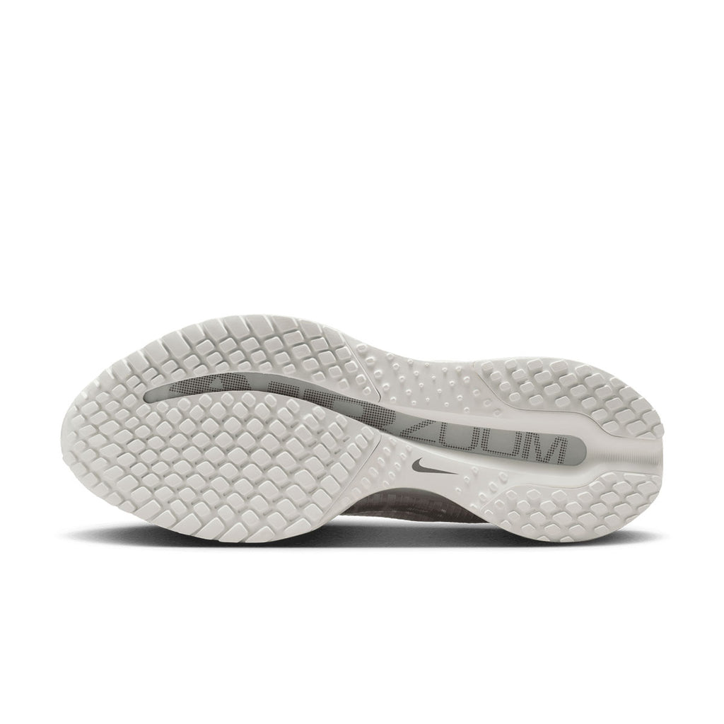 Sål af Nike Pegasus Premium Dame løbesko i grå og hvid