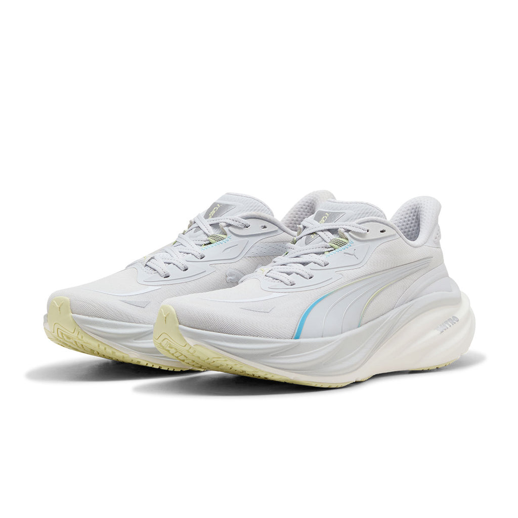 Puma Result NITRO Dame løbesko i hvid med blå detaljer