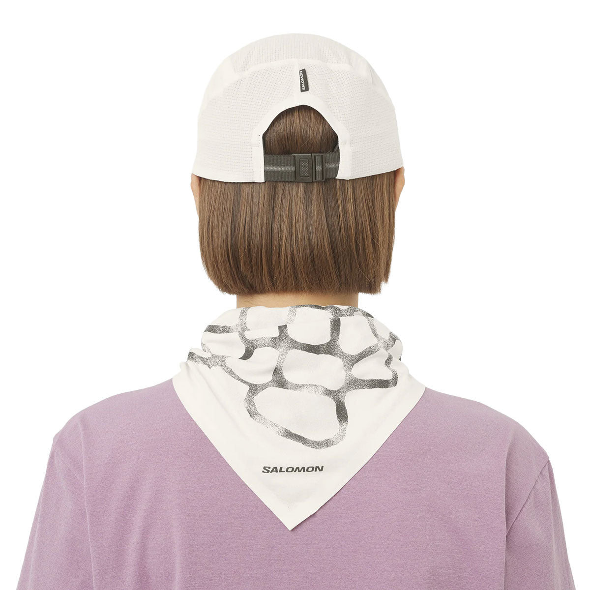 Hvid Salomon Sense Aero Cap med justerbar rem bagpå