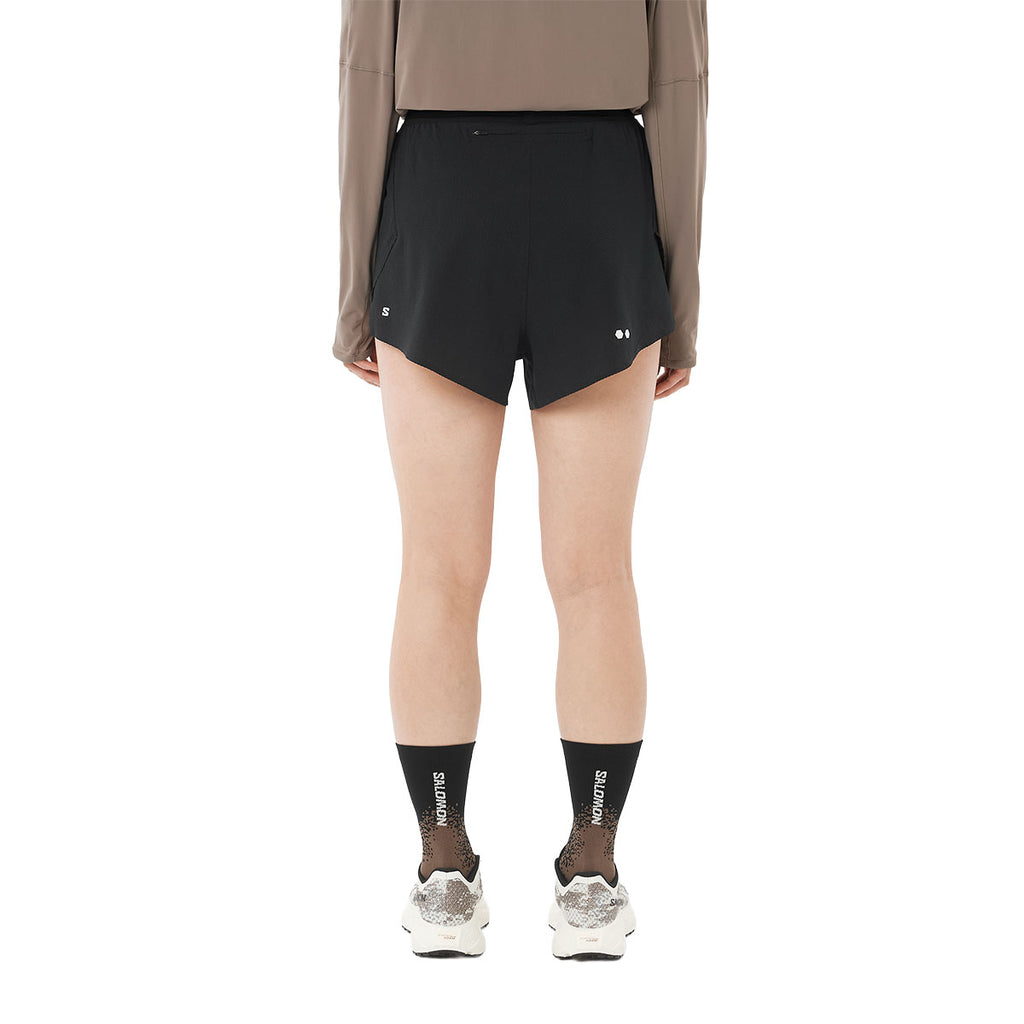 Sort Salomon Sense Aero Split 3" shorts til damer set bagfra