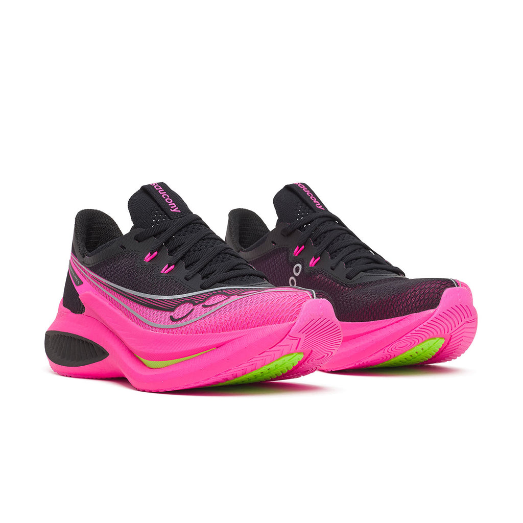 Saucony Endorphin Pro 5 løbesko i sort og pink