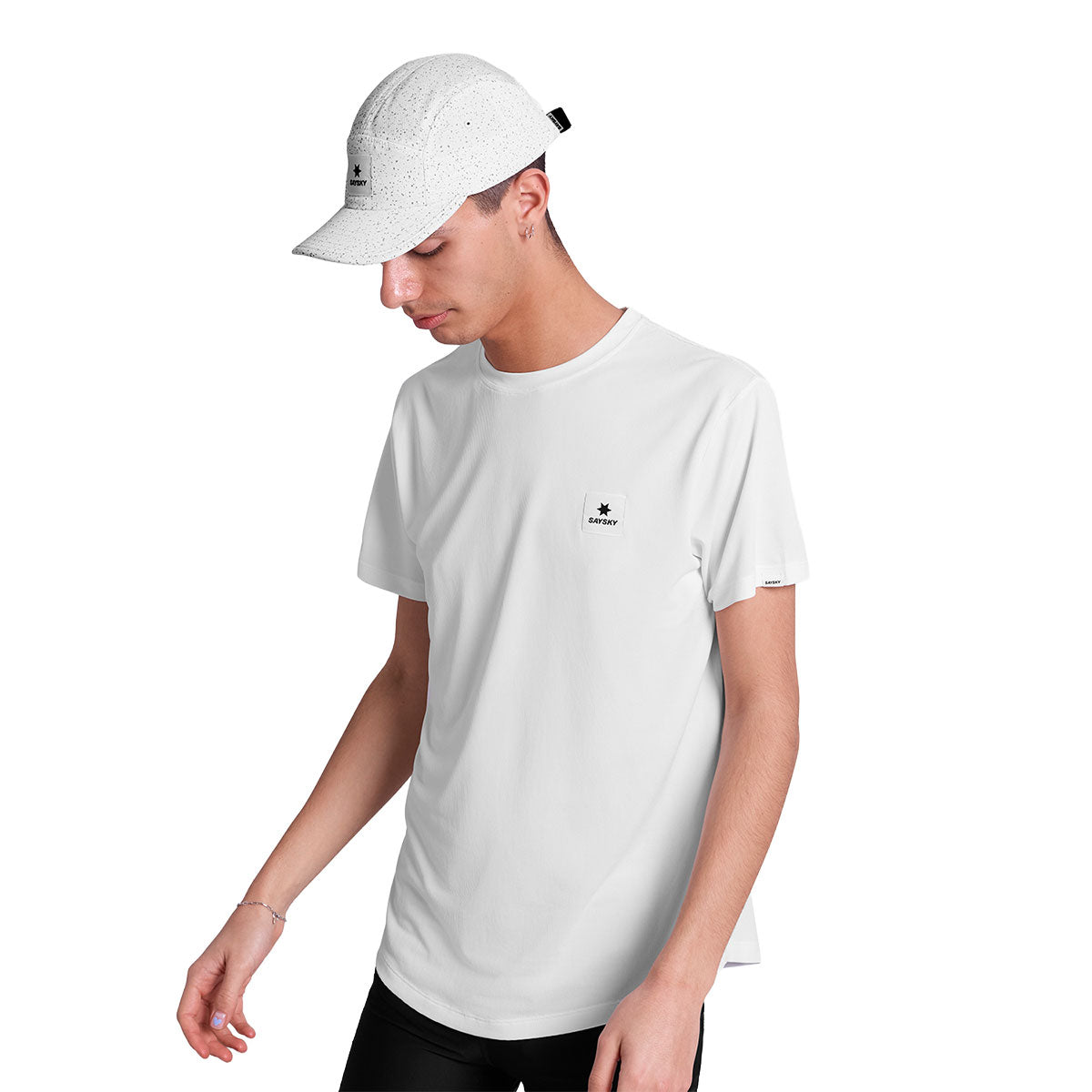 Saysky Combat Cap i hvid med sort logo