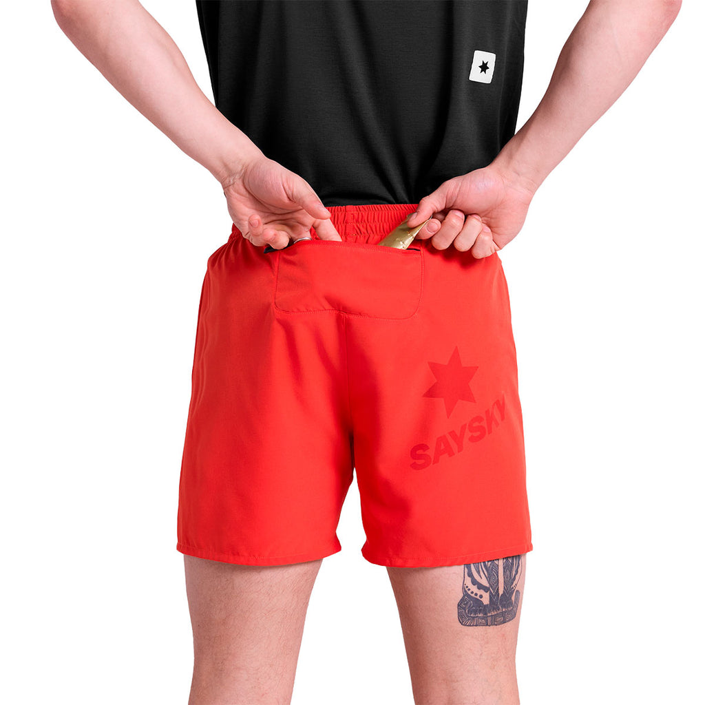 Saysky Pace Shorts 5" i rød med baglomme