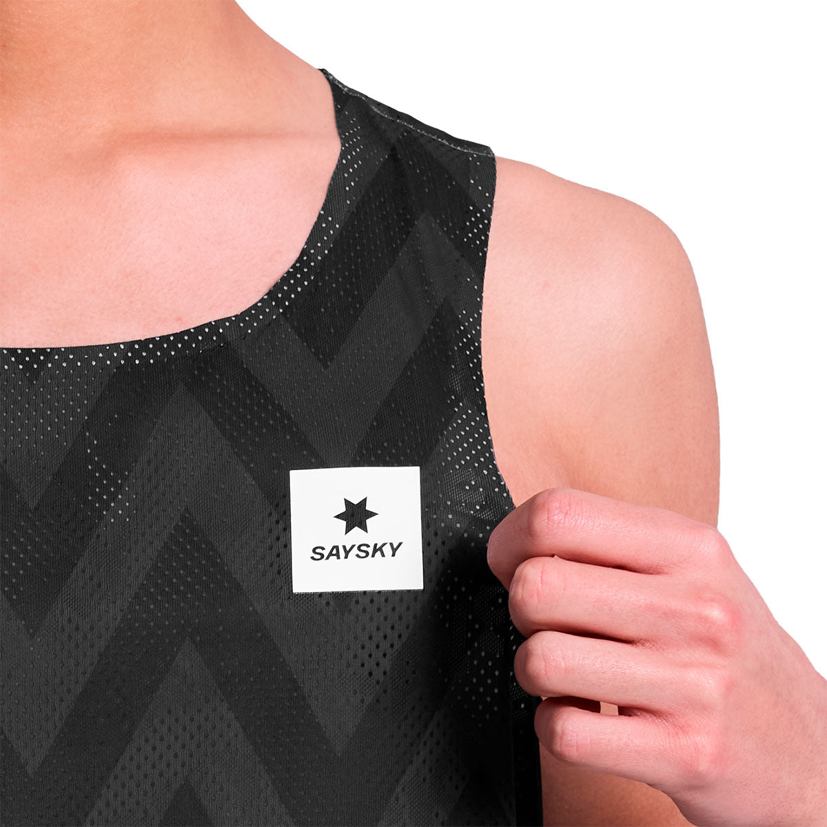 Saysky Zig Zag Flow Air Singlet med sort zigzag mønster