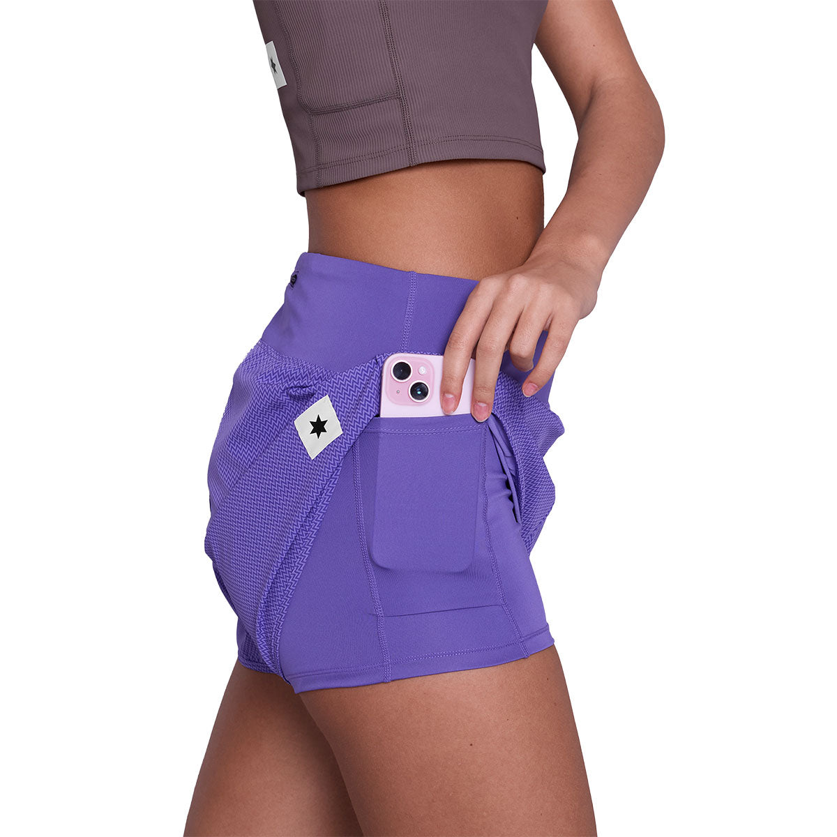 Saysky Zig Zag Pace Shorts 3" Dame i lilla med lomme til telefon