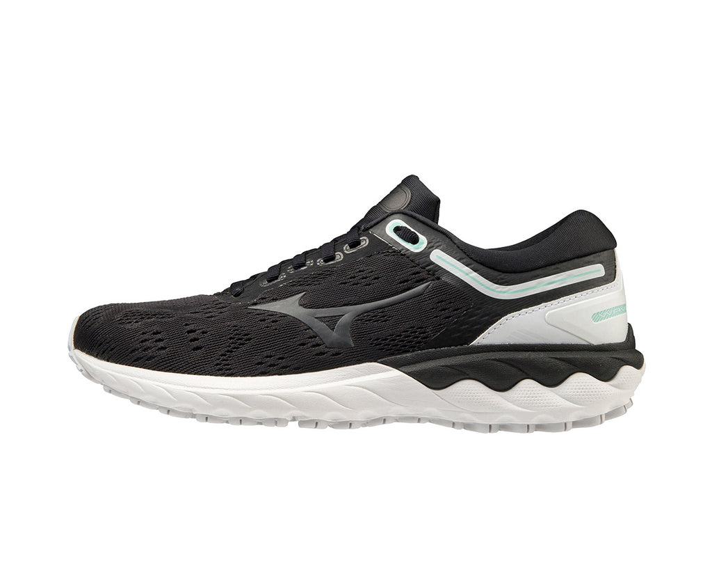 Mizuno Wave Skyrise dame løbesko i sort og hvid