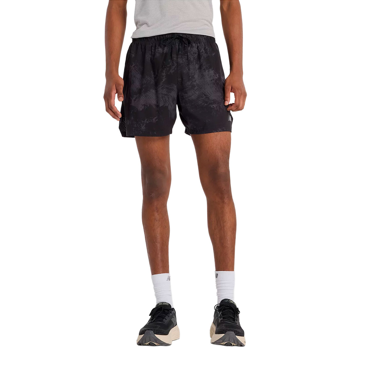  New Balance RC Printed 5in Shorts Herre